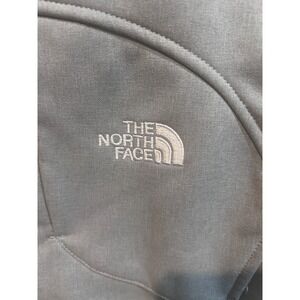The North Face Women's Softshell Jacket Light Gray Size L/G Full Zip Outdoor
